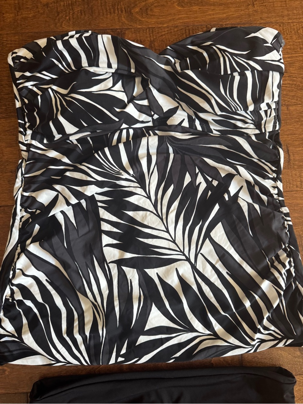 Anne Cole Black & White tropical tankini with bottoms